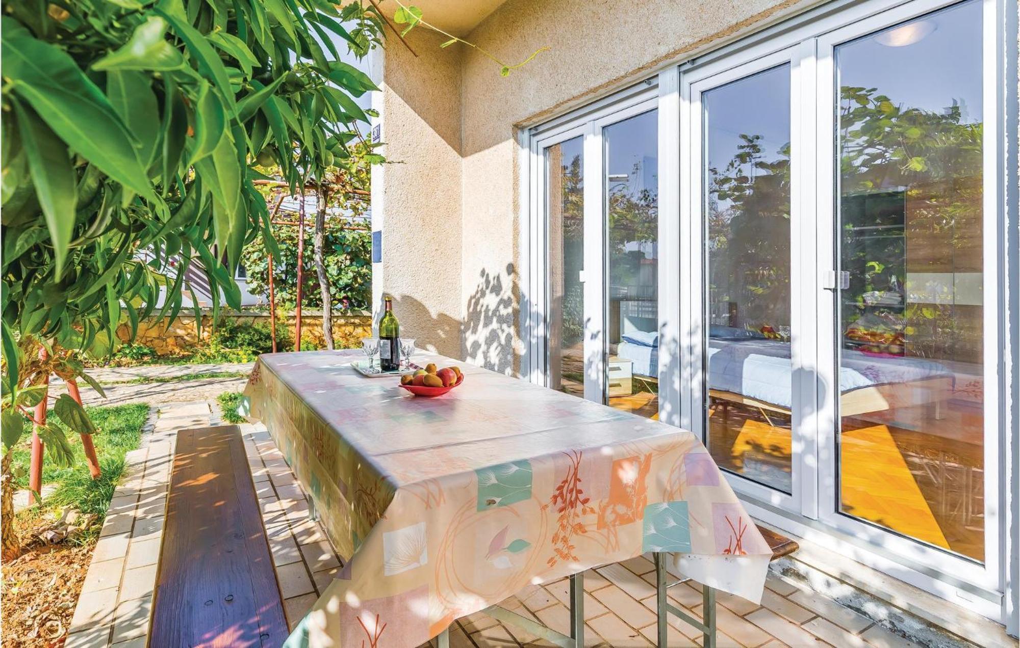 Lovely Apartment In Fazana With Kitchen מראה חיצוני תמונה
